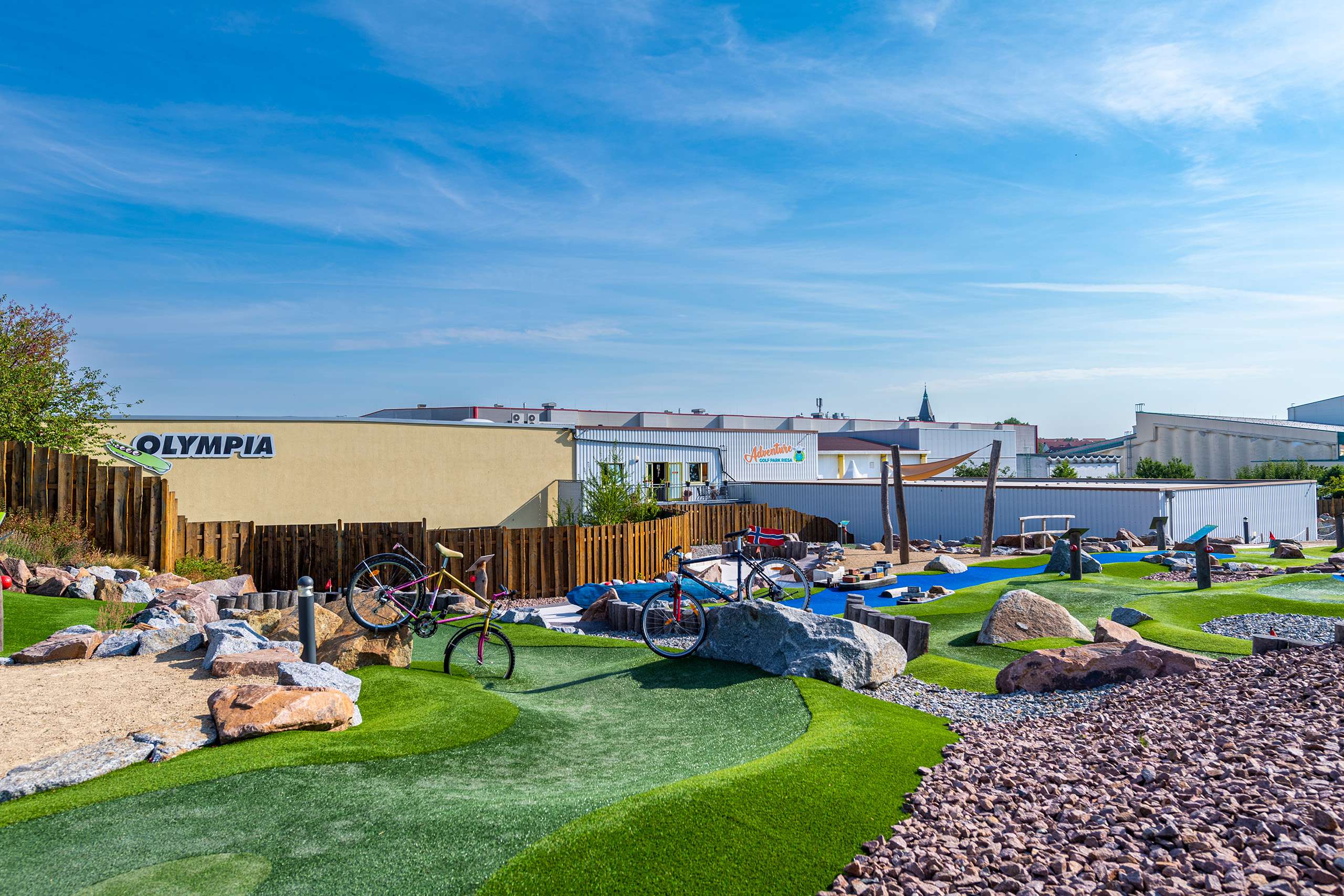 Öffnungszeiten & Preise Olympia Riesa